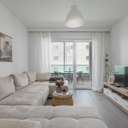 Silver Sea Apartment Makarska Exterior photo